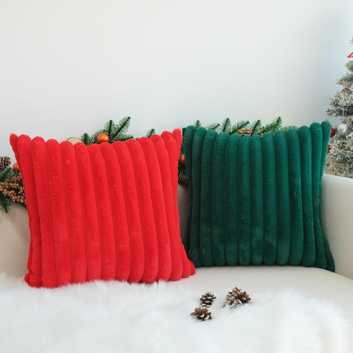Pack of 2 Faux Fur Plush Decorative Throw Pillow Covers Couch Cushion Case Soft Pillowcases (Dark Green, 20 X 20-Inch)