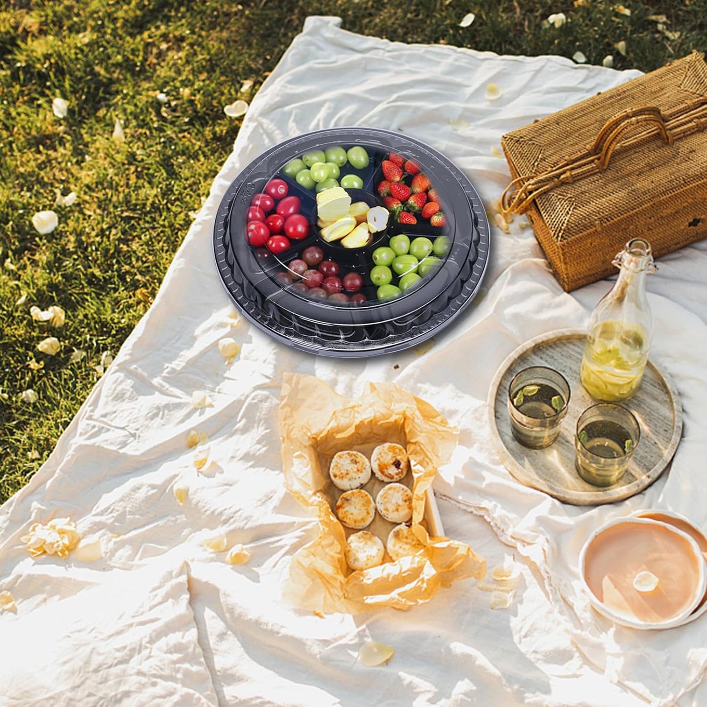 10 Pcs Plastic Appetizer Serving Tray with Lid round 12.5 Inch with Lid Disposable Serving Fruit Veggie Catering Tray with 6 Divided Compartment for Fruit Snack Veggie Party