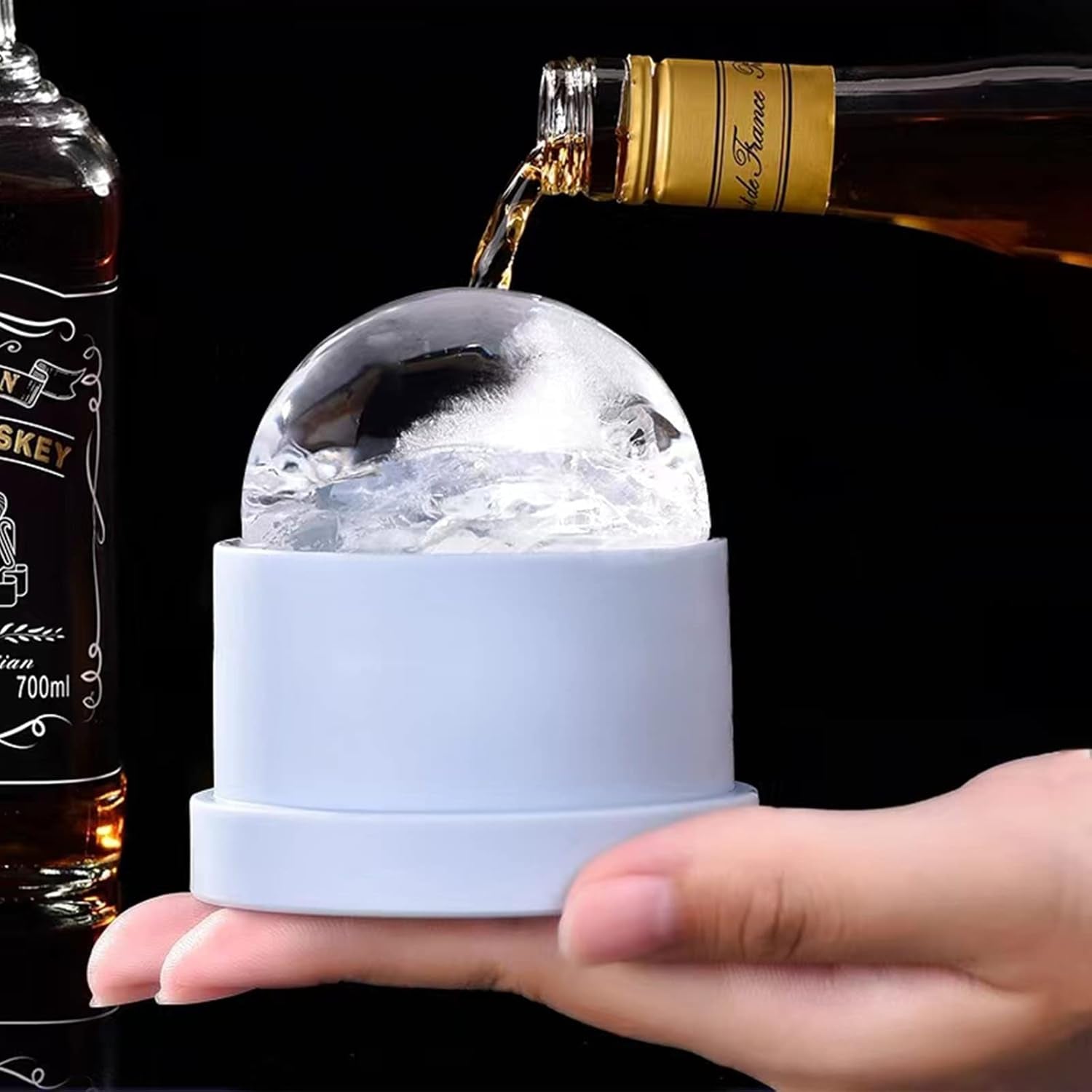 Old Fashioned Whiskey Glasses, Set of 4 (2 Crystal Bourbon Glasses, 2 round Big Ice Ball Molds) in Gift Box - 11 Oz Rocks Glass, Barware for Scotch Cocktail Rum Vodka Liquor, Gifts for Men