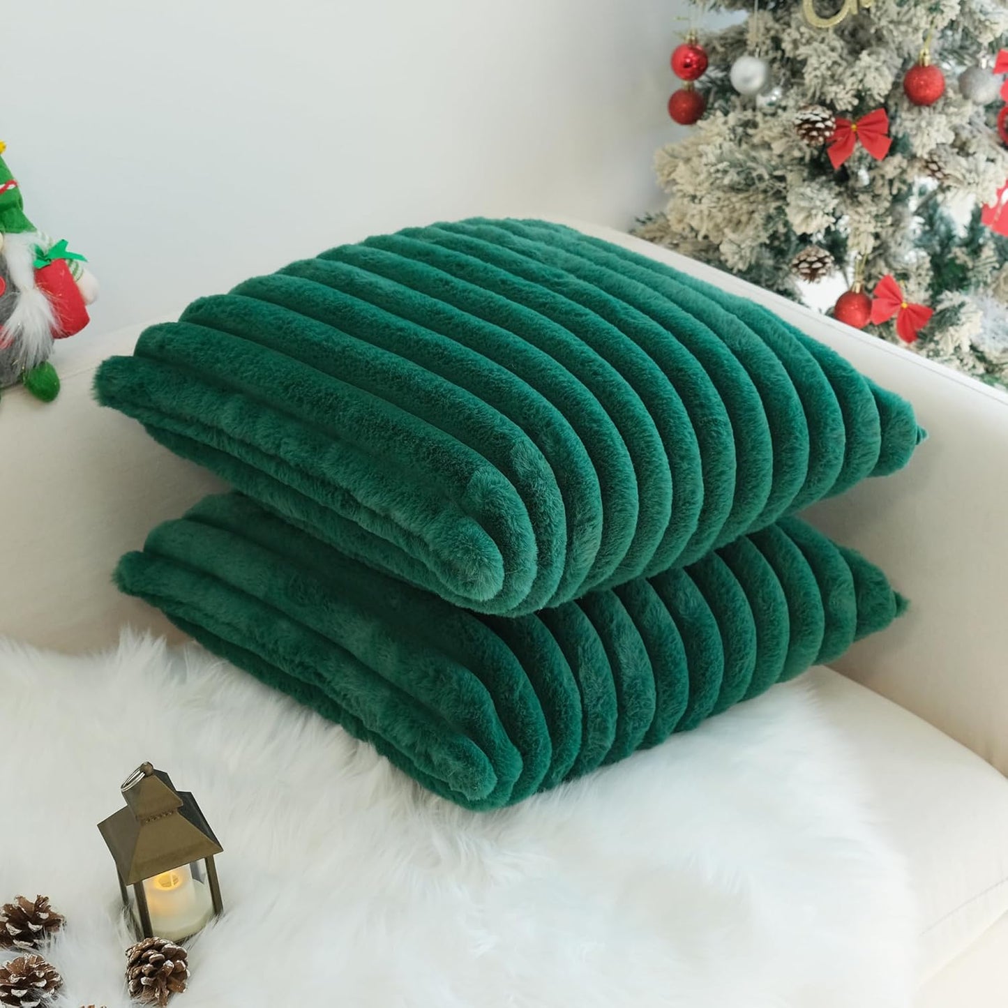 Pack of 2 Faux Fur Plush Decorative Throw Pillow Covers Couch Cushion Case Soft Pillowcases (Dark Green, 20 X 20-Inch)