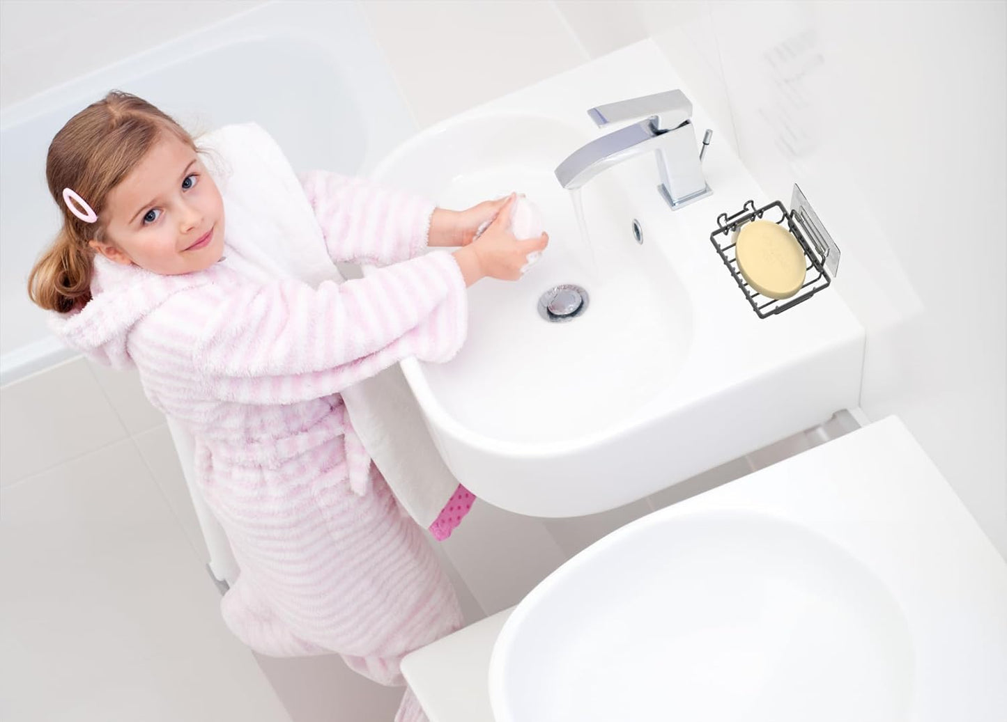 Black Soap Dish, Soap Bar Holder for Shower, No Drilling Bathroom Accessories, Wall Mounted Soap Holder with Hooks, Shower Rack Tray Bar for Suitable for Bathroom, Kitchen Sink