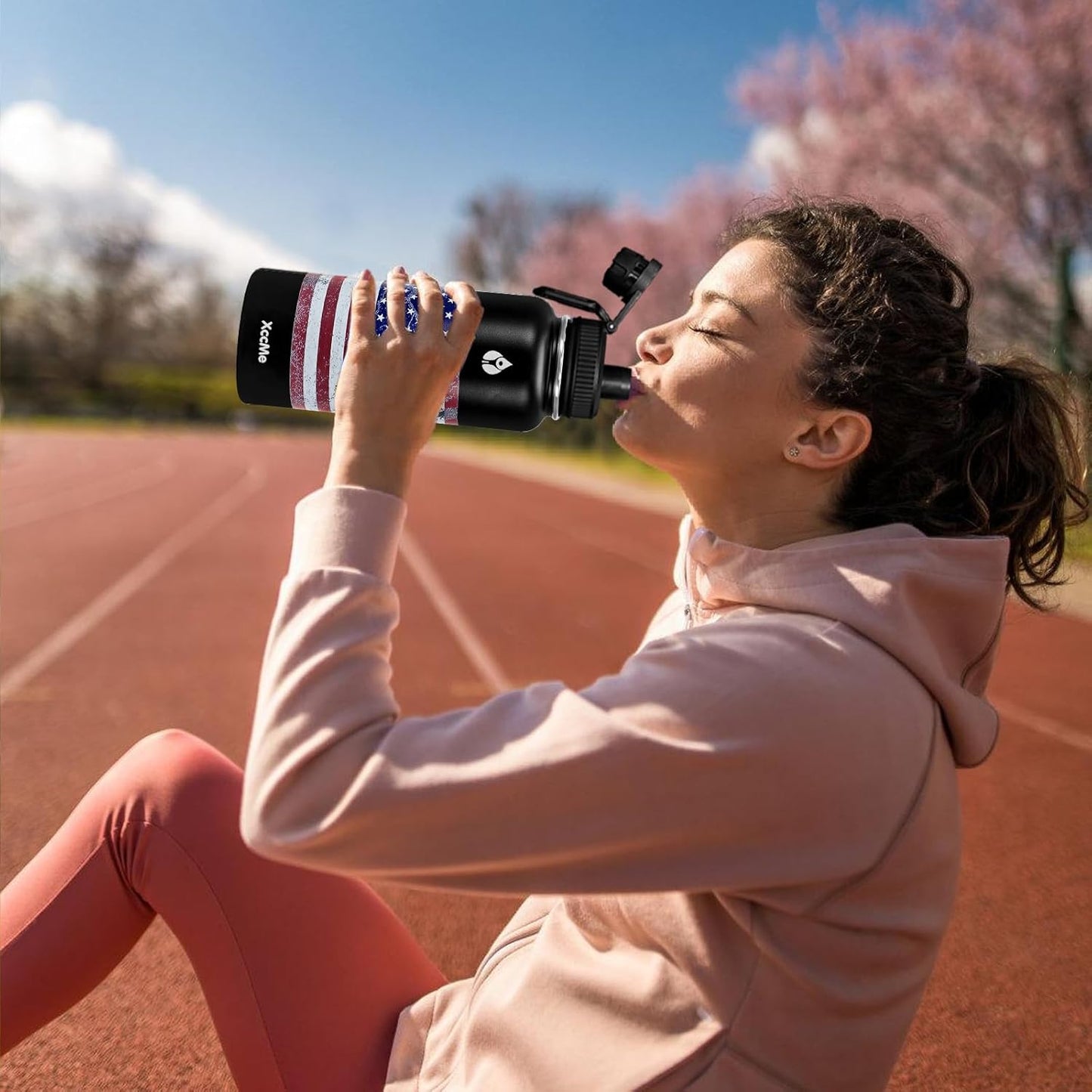 32 Oz Water Bottles,Insulated Water Bottle,Stainless Steel Water Bottles,Double Wall Metal Water Bottle with Straw,2 Lids,Silicone Boot,Sports Water Bottle (American Flag)