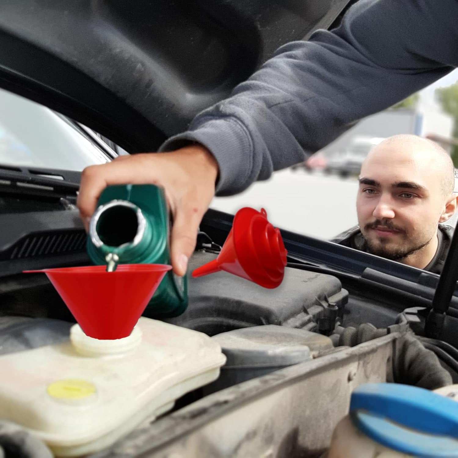 Professional Automotive Plastic Oil Funnel Set - 5 Large Flexible Fuel Funnels with Hose for Efficient Liquid Transfer in Automotive, Marine, and Canning Applications