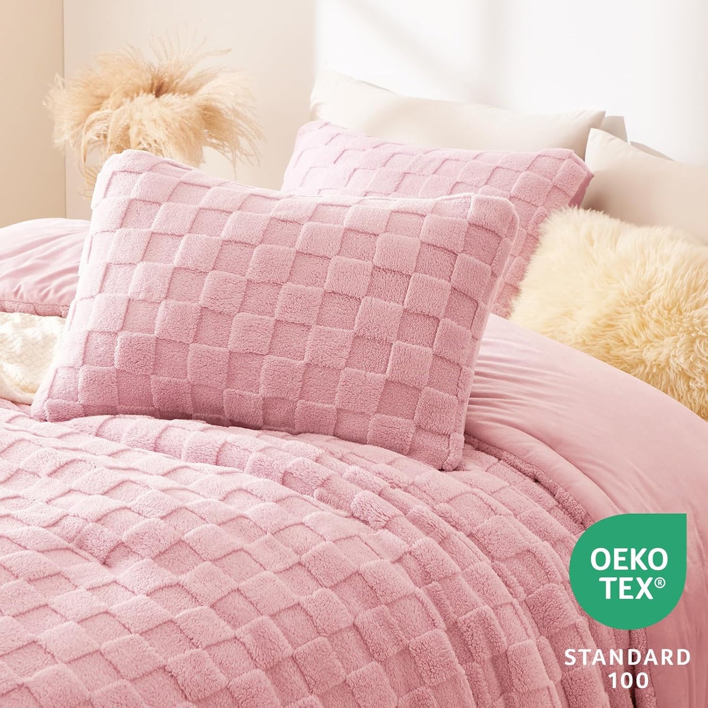 Queen Size Comforter Set Blush Pink, Fluffy Plush Fleece Comforter with Checkered Pattern, Farmhouse Boho Soft Warm Bed Set, 3 Pieces, 1 Comforter and 2 Pillowcases
