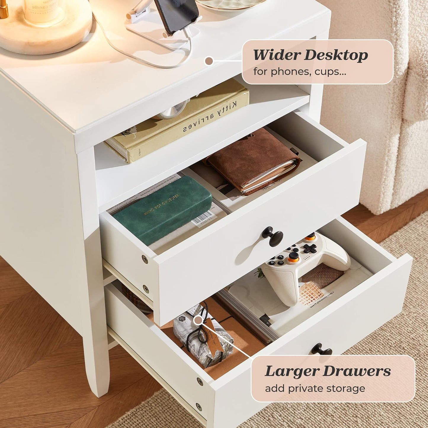Set of 2 White Nightstands with Charging Station, Modern Bedside Tables featuring 2 Drawers and Metal Knobs, Ideal for Bedroom Use