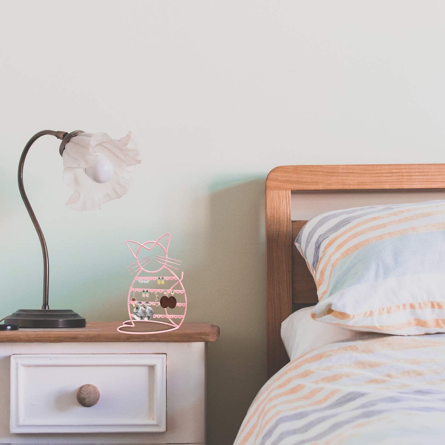 Jewelry Organizer Stand Cat Shaped Earring Holder Organizer Metal 48 Stud Earring Holes Jewelry Holder, Metal Jewelry Display Vanity Organizer for Girls - Macron Pink