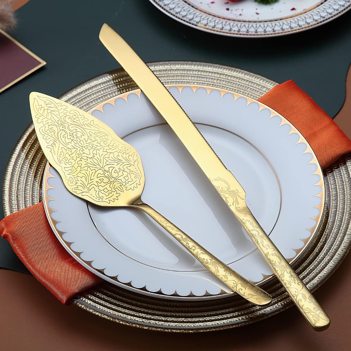 Gold Plated Wedding Cake Knife and Server Set with Unique Pattern Design - Ideal for Weddings, Birthdays, and Special Events - Dishwasher Safe