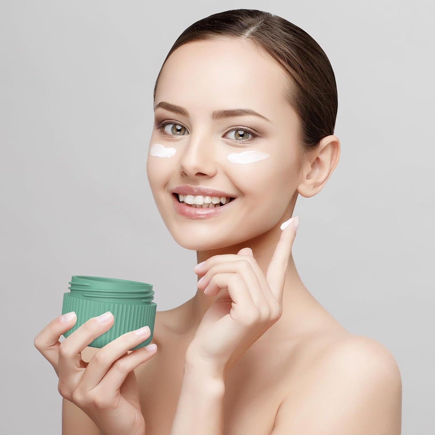 Travel Containers for Toiletries, TSA Approved 1.5 Oz Silicone Cream Jars, Leak-Proof Journey Containers, Trip Accessories with Lid for Cosmetic Face Hand Body Cream 4 Pack Black Lid Blue/Green