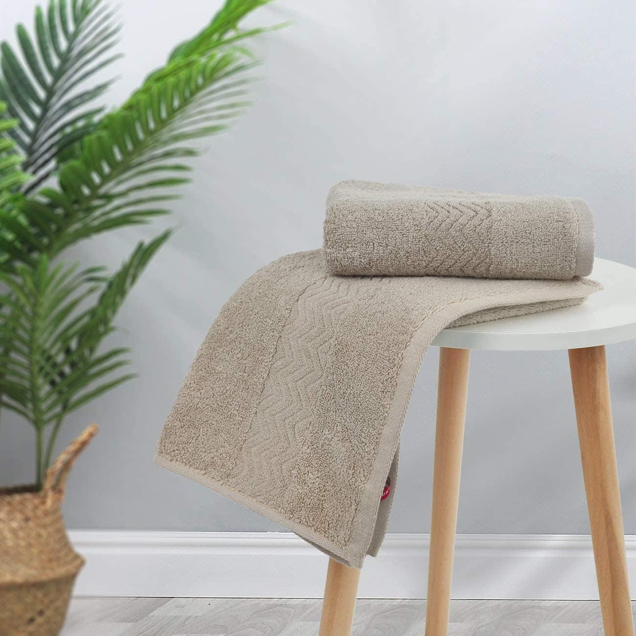 100% Cotton Hand Towels for Bathroom, Ultra Soft and Highly Absorbent Face Towels 2-Pack, 13 X 28 Inch (Khaki)