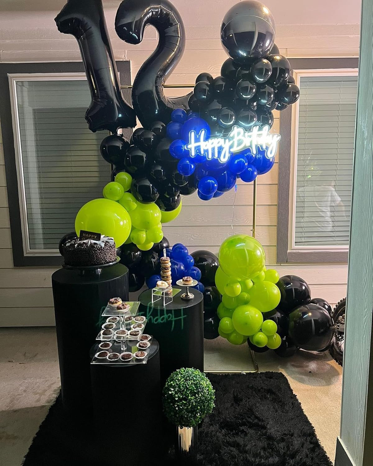 1 Number Balloon for First Birthday, 40 Inch Black One 1St Number Balloon Birthday Decorations for Girl Boy Toddler Baby, 10Th 21St, Giant Number 1 Balloon