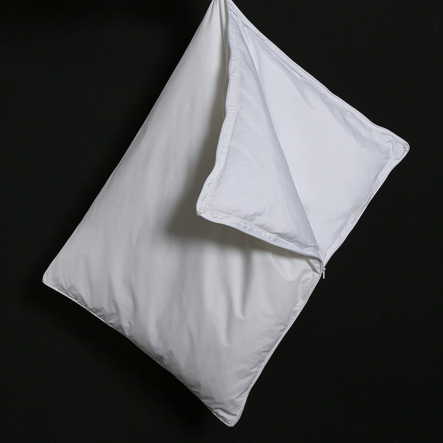 Standard/Queen Pillowcase with Zipper Closure - 100% Egyptian Cotton, Extra Soft Cover with Polyester Filling, Ideal for Goose Feather Pillows