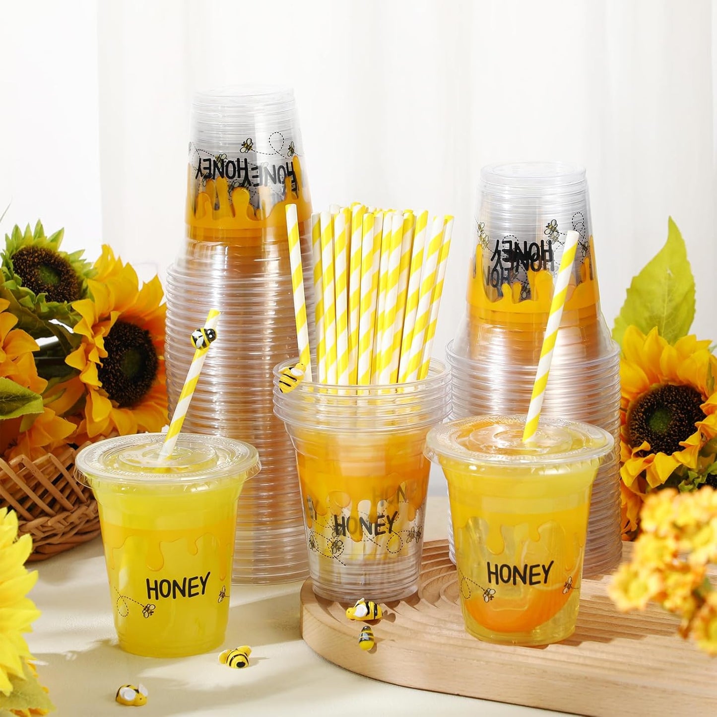 100-Pack 12 Oz Honey Bee Plastic Disposable Cups with Lids and Straws for Juice, Water, and Coffee - Ideal for Summer and Sports Parties
