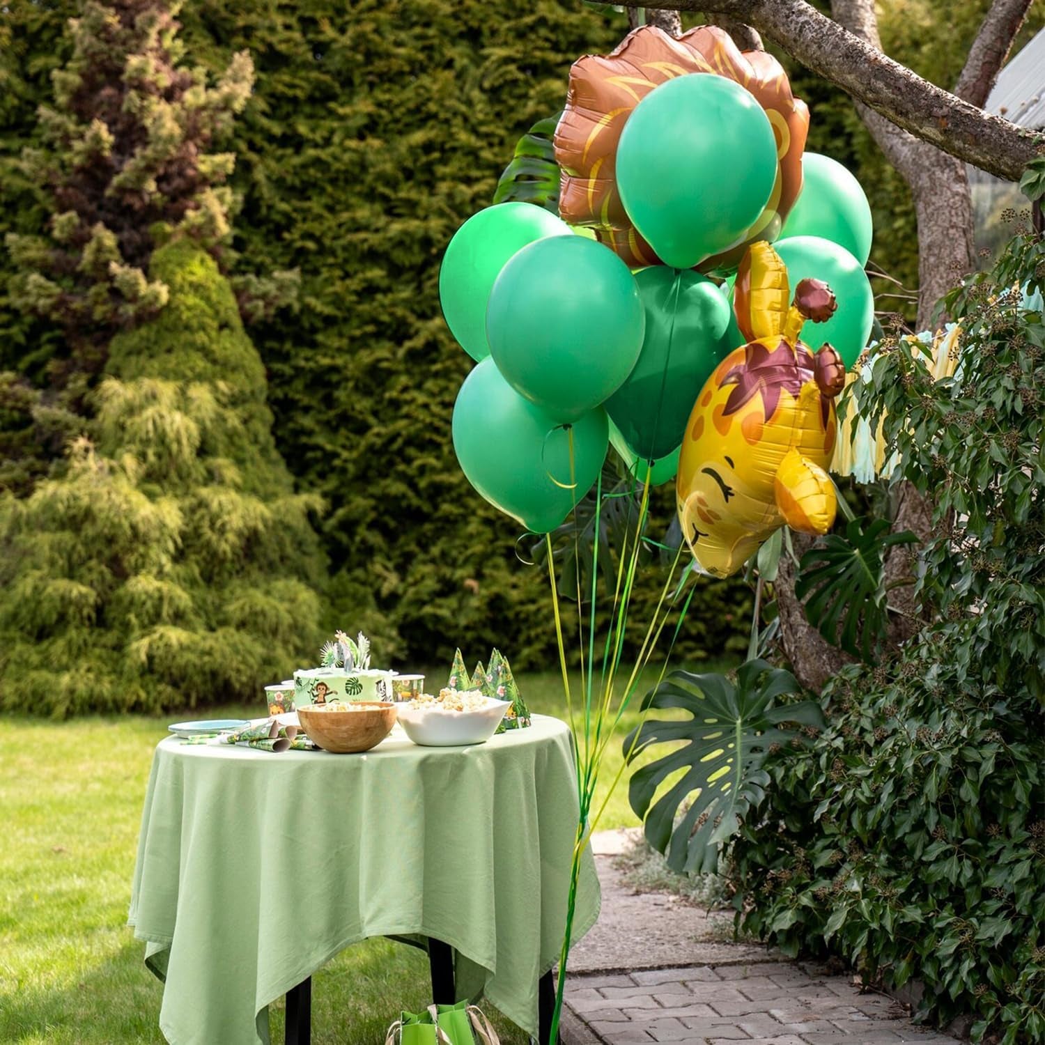 Green Balloons 145 Pcs Dark Green Safari Party Decorations Different Sizes of 18 12 10 5 Inch Emerald Green Balloons for Balloon Garland Balloon Arch as Wedding Birthday Party Decorations