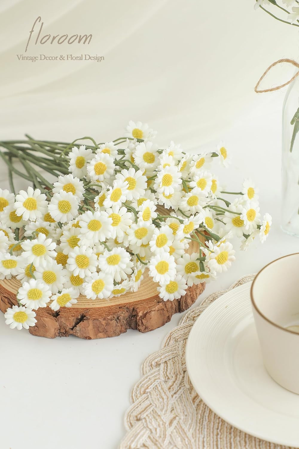 24-Piece Ivory Artificial Silk Daisy Flowers with Stems for DIY Wedding Bouquets and Floral Arrangements - Ideal for Party Decor and Centerpieces (Vase Not Included)