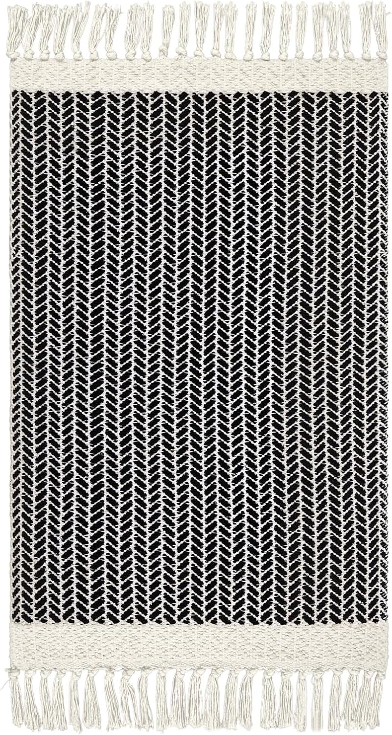 Boho Bathroom Rugs, Small 2X3 Front Door Mat Lightweight Kitchen Rug Woven Cotton Area Rug with Tassels, Farmhouse Washable Black and White Throw Rug Low Pile Carpet for Entry Laundry
