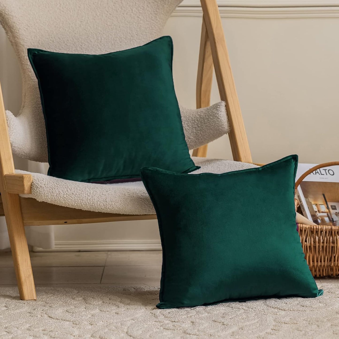 Velvet Emerald Green Throw Pillow Covers 18X18 Inches Pack of 2 Soft Decorative Square Cushion Covers for Couch Sofa Bed Livingroom Car,45X45Cm,Deep Dark Green