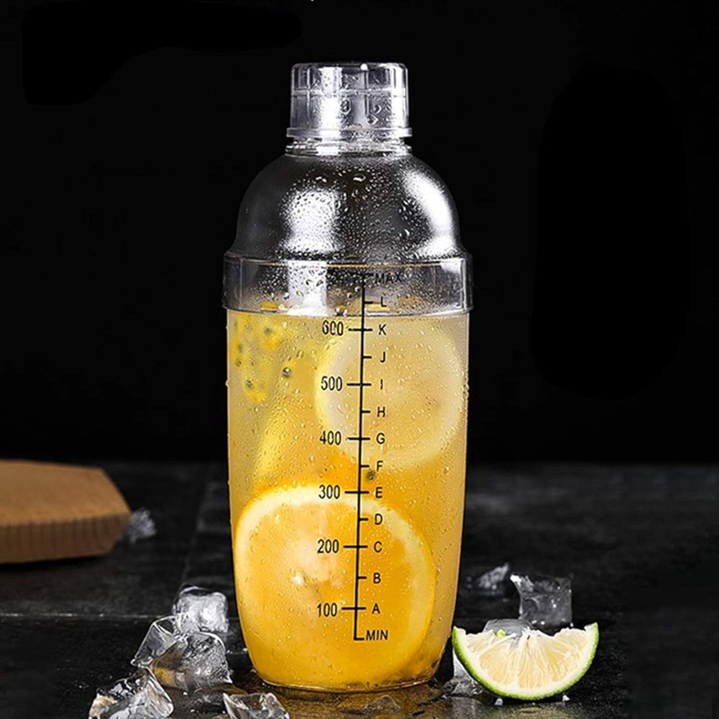 Plastic Cocktail Shaker, Drink Mixer Hand Shaker Cup with Scales, Bar Tool, Transparent (24 Oz / 700Cc)