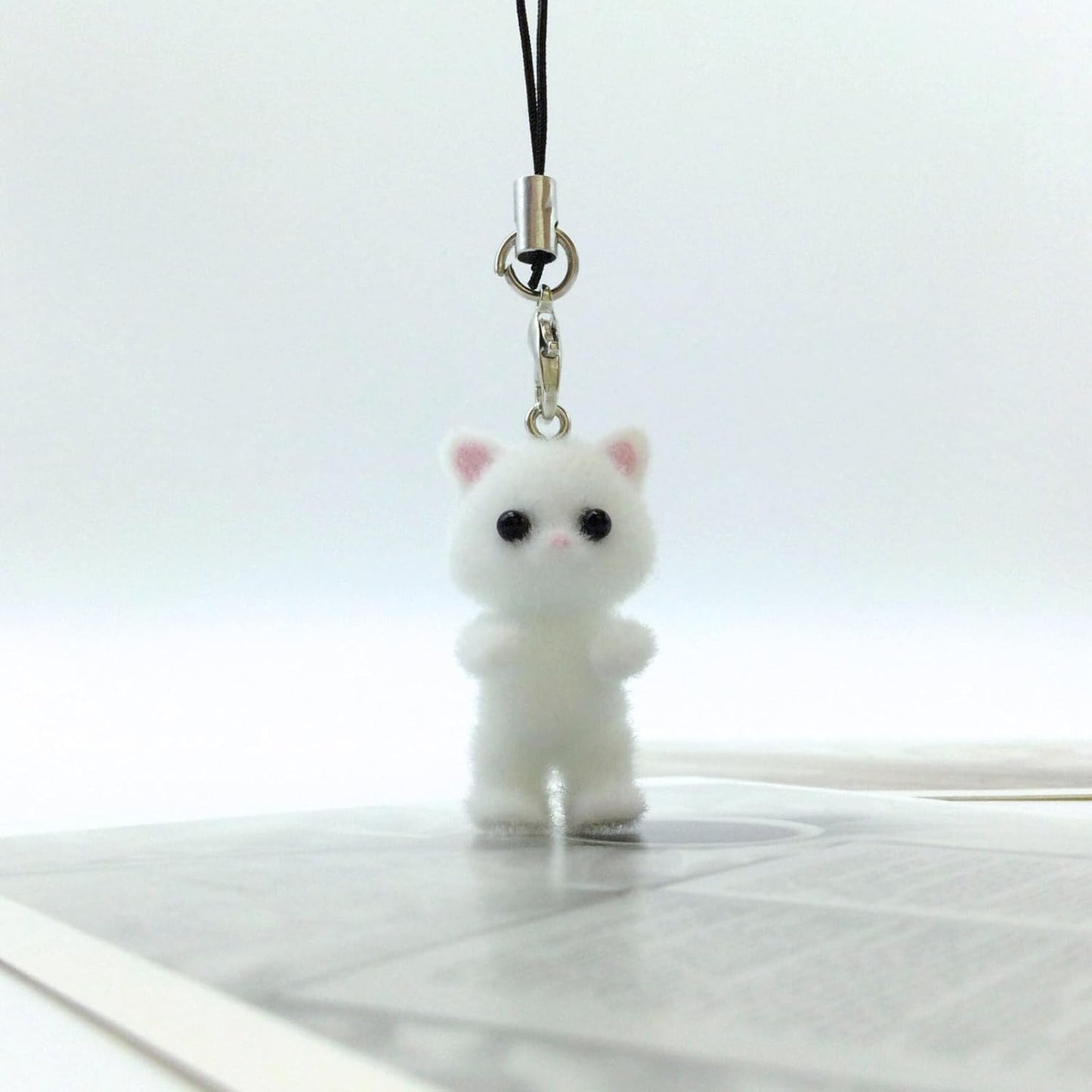 Cat Phone Charms Y2K Cute Aesthetic Kawaii Cat Mobile Phone Pendants Wrist Straps Lanyard Accessories for Bag Backpack Keychain Camera Pendants Decor