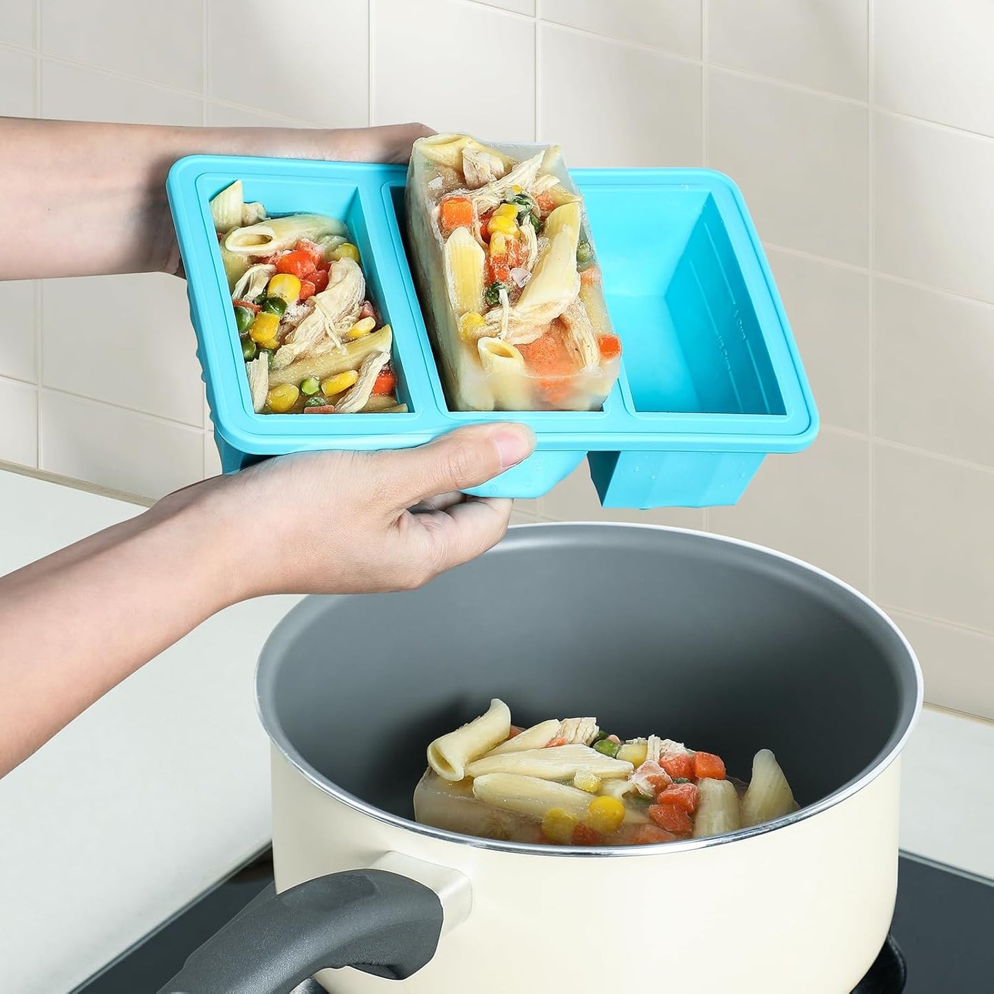 1-Cup Silicone Freezer Tray with Lid - Soup Food Cube Molds, Large Ice Cube Tray, Easy Meal Prep Kitchen Storage Container, Freeze Store Soup Block, Sauce, Broth, Leftovers - 3 Pack
