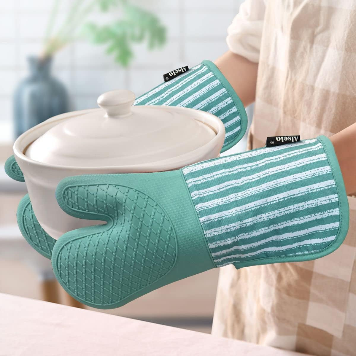 Silicone Oven Mitts Heat Resistant 932℉ with Waterproof & Non-Slip Kitchen Mittens, Set of 2 Extra Long Oven Gloves with Soft Cotton Terry Lining for Baking Cooking Barbecue