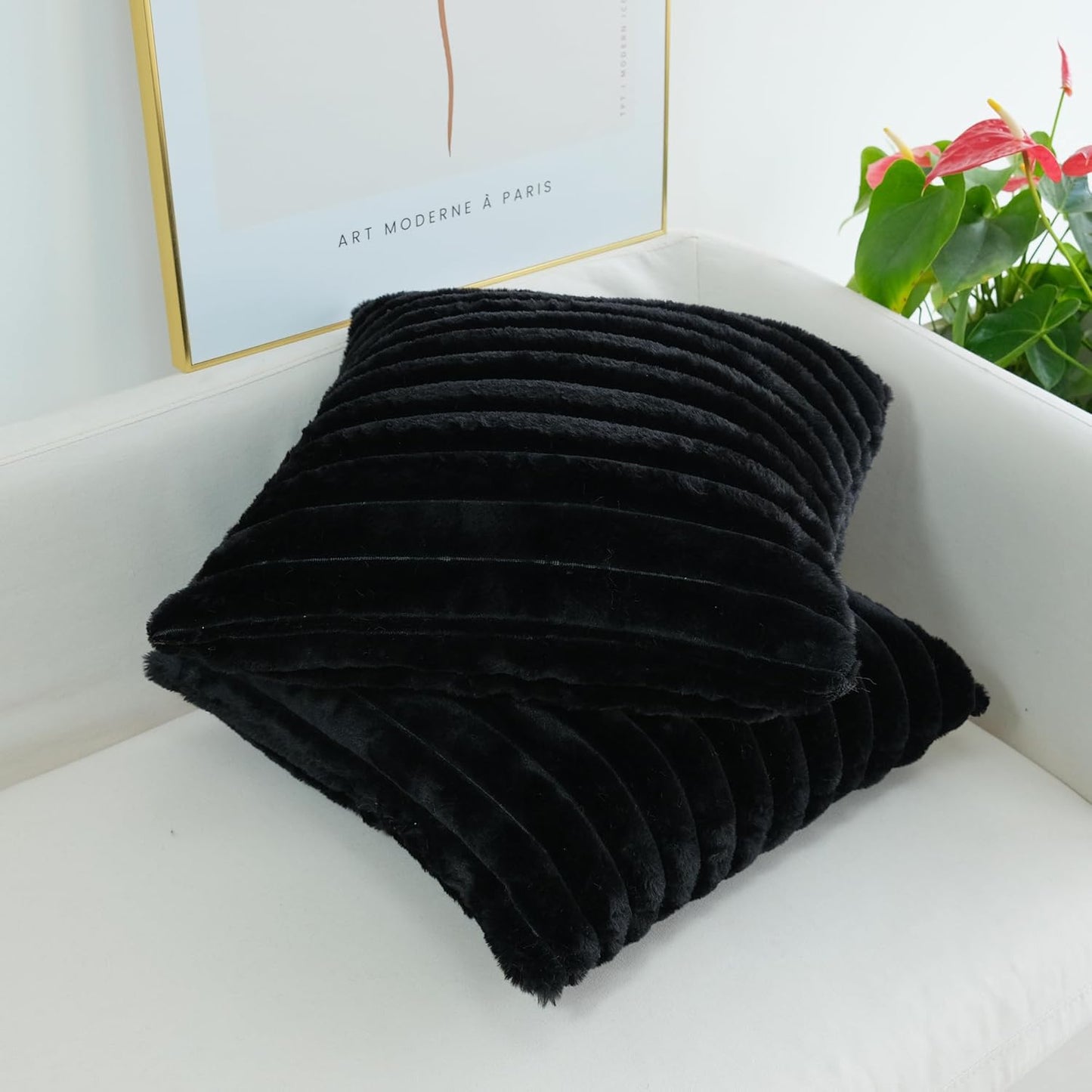 Pack of 2 Faux Fur Plush Decorative Throw Pillow Covers Couch Cushion Case Soft Pillowcases (Black, 20 X 20-Inch)