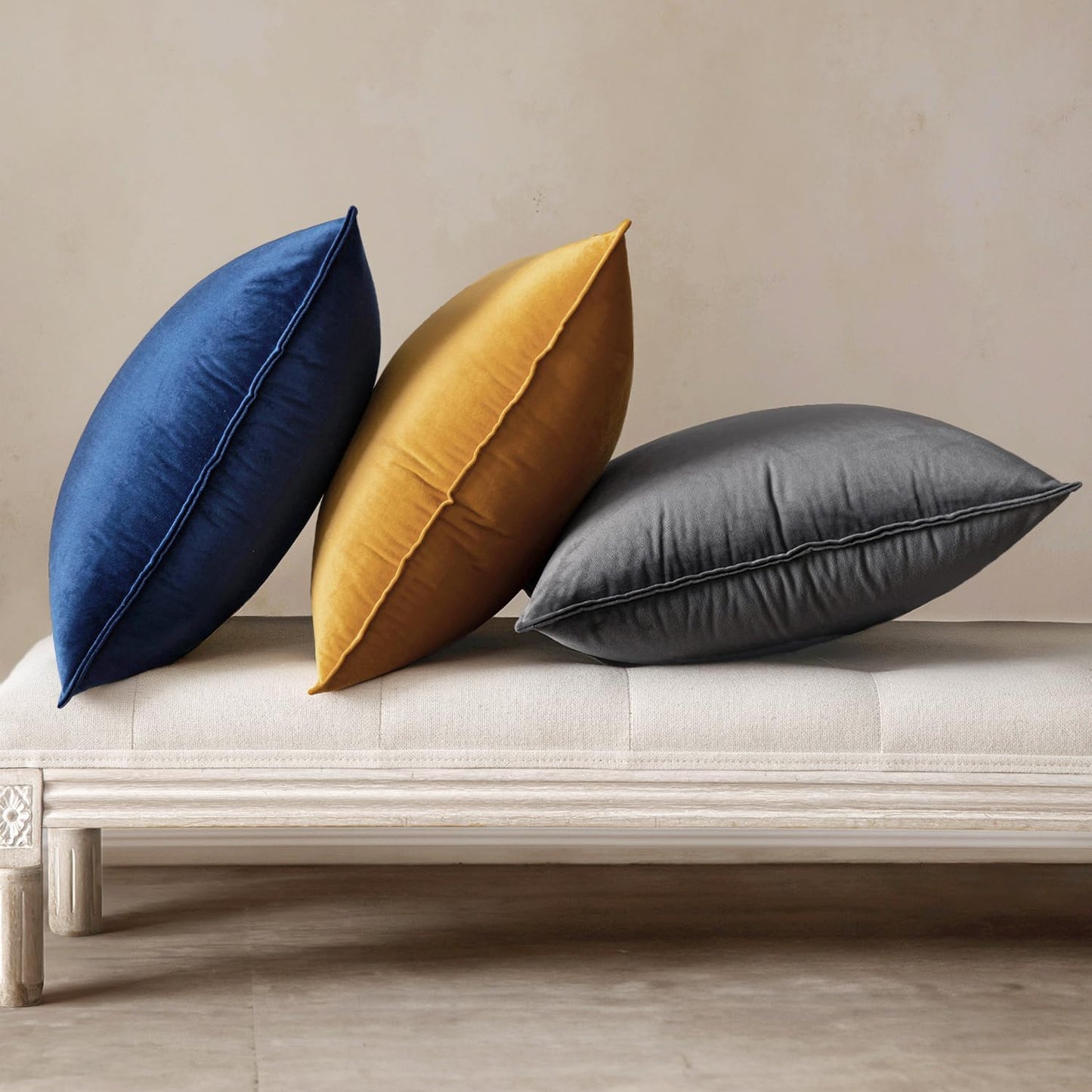 Pack of 2 Navy Blue Decorative Velvet Throw Pillow Cover Soft Pillow Cover Soild Square Cushion Case for Sofa Bedroom Car 18X 18 Inch 45X 45Cm