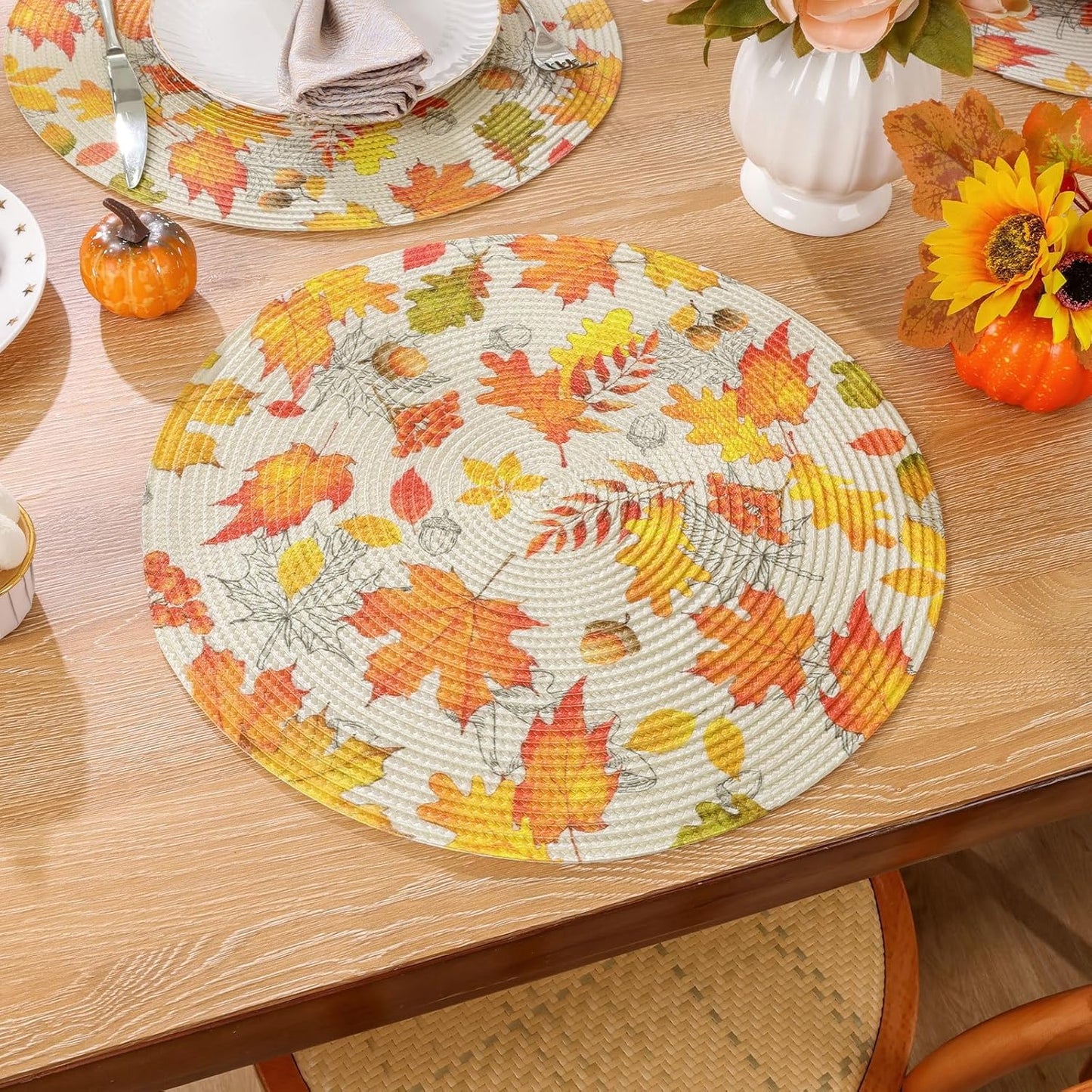 round Fall Placemats Set of 4 Orange Maple Leaves Nuts Acorn Polypropylene Woven Braided Place Mats 15 Inch Seasonal Autumn Thanksgiving round Table Mats Kitchen Dining Table Decoration