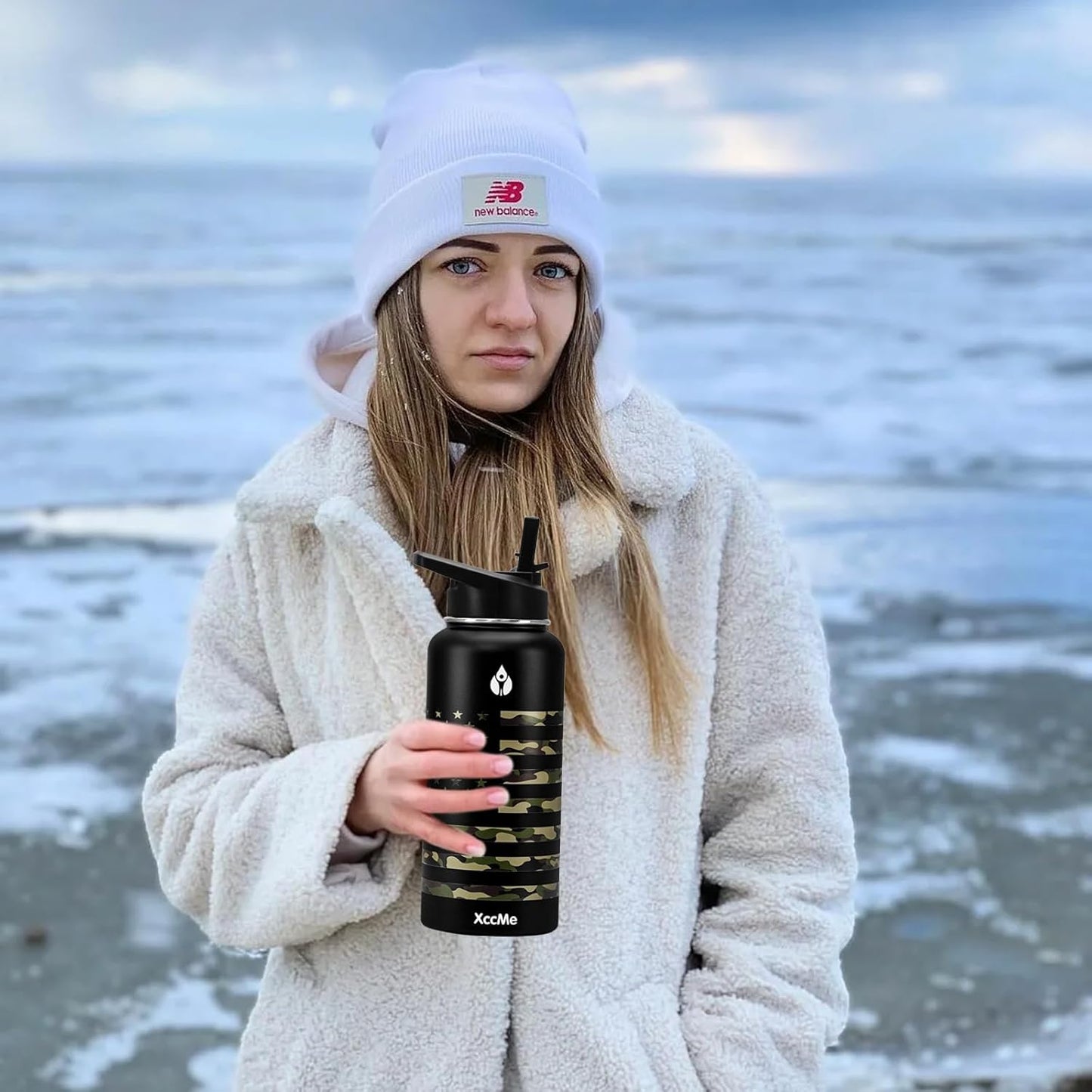 32 Oz Insulated Water Bottle,Stainless Steel Leak Proof Water Bottles,Wide Mouth Double Walled Travel Thermal Mug with 2 Lids for Cold Water Drinks,Sports,Travel,Car and School Camouflage