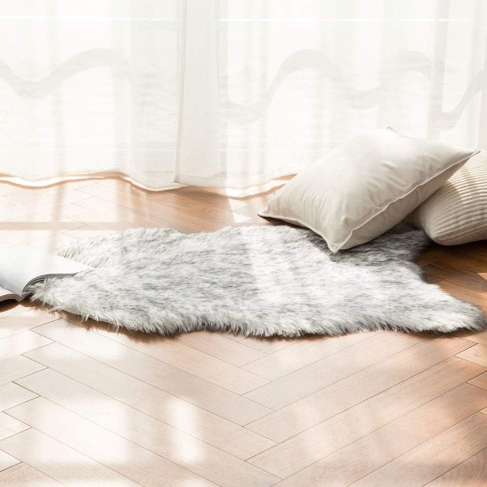 Fluffy Rug Soft Shaggy Faux Fur Area Rug Luxury Plush Sheepskin Carpet for Bedroom Living Room Sofa Chair 2 X 3 Feet, Gradient Grey
