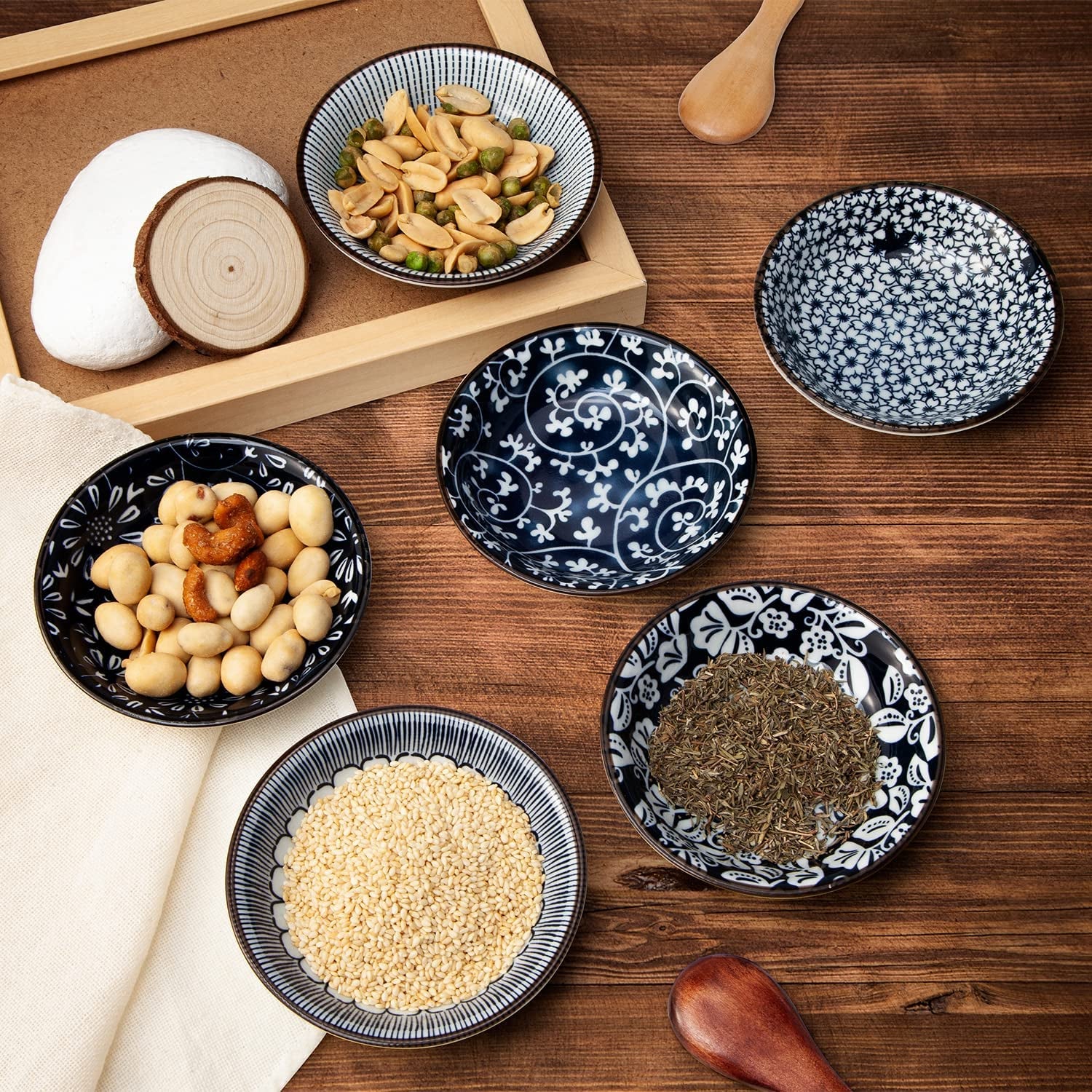 Dipping Bowls, Soy Sauce Dish Ceramic, 3 OZ Small Serving Bowls for Side Dishes Vintage Blue Stylish Design, Set of 6 Mini Appetizer Plates for Condiment Sushi Ketchup BBQ Party, 4 Inch