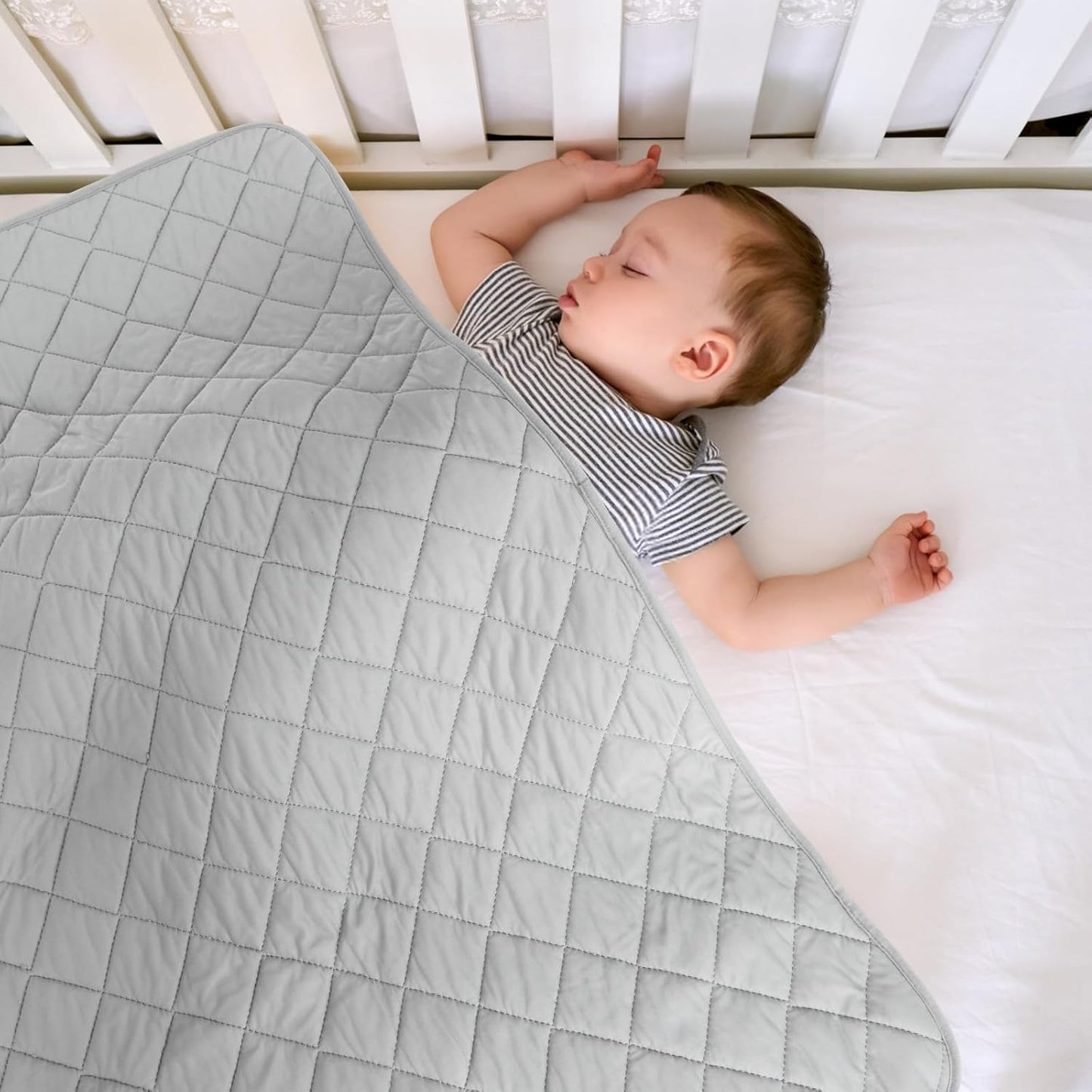 Toddler Comforter & Crib Toddler Blanket, Super Soft Quilted and Lightweight down Alternative Crib Comforter, 30X40 Inches, Grey