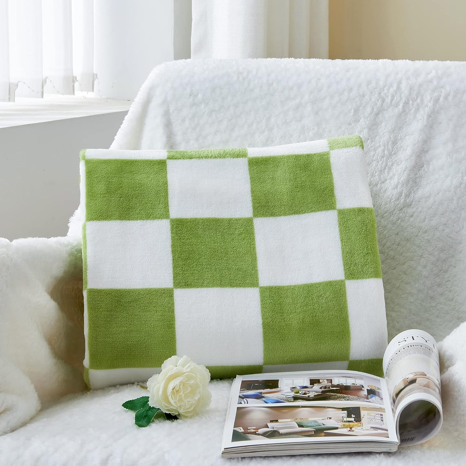Checkered Throw Blanket for Couch, Soft & Cozy Fleece Flannel Blanket with Checkerboard Grid Home Decor, Checkered Green, 50X60 Inches