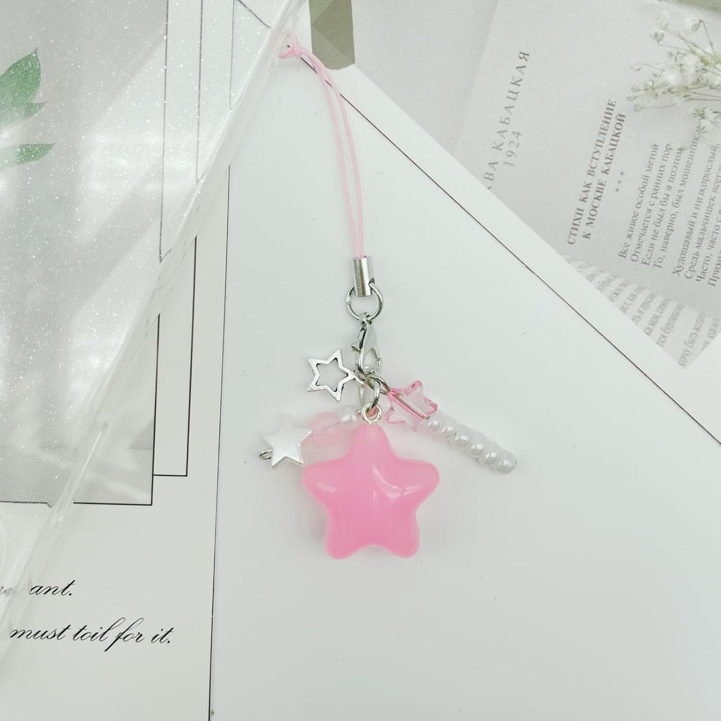 Star Phone Charm Cute Star Beaded Camera Charm Y2K Aesthetic Cell Phone Charms Camera Wrist Strap Chain Lanyard Accessories for Phone Bag Keychain Camera Pendants Decor