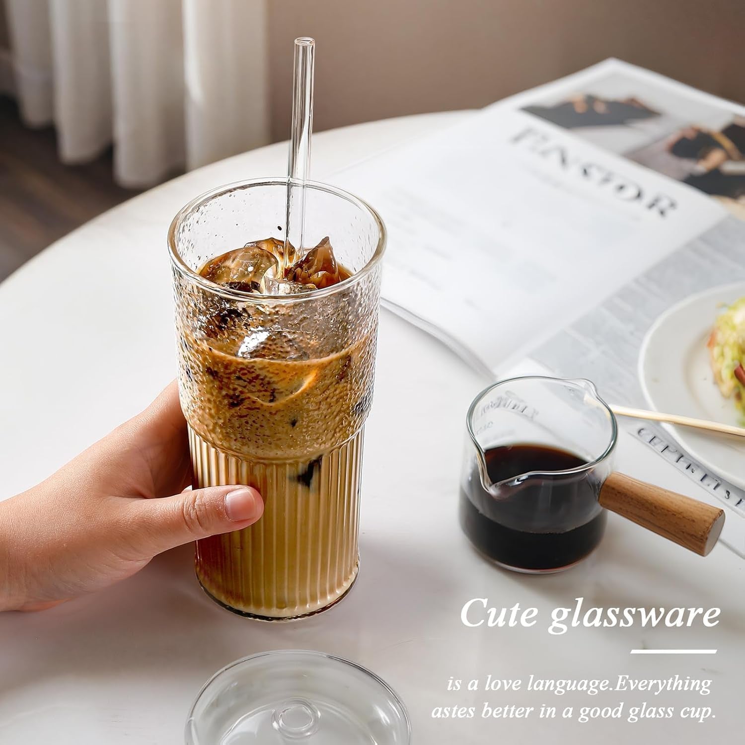 Glass Cups with Lids and Straws 4 Pcs,20Oz Glasses Drinking Set Vintage Textured Clear Iced Coffee Cups with Lids,Reusable Glass Tumbler with Straw and Lid for Coffee Bar Accessories