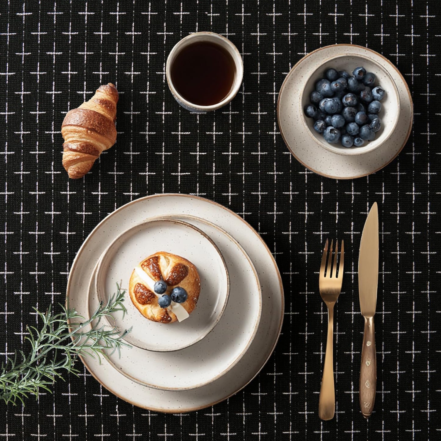 Black Linen Table Cloth Rectangle Tablecloth Waterproof Spillproof Cross-Star Textured Table Cloth, Decorative Rustic Farmhouse Style for Dining/Party/Buffet/Wedding,52X70 Inch