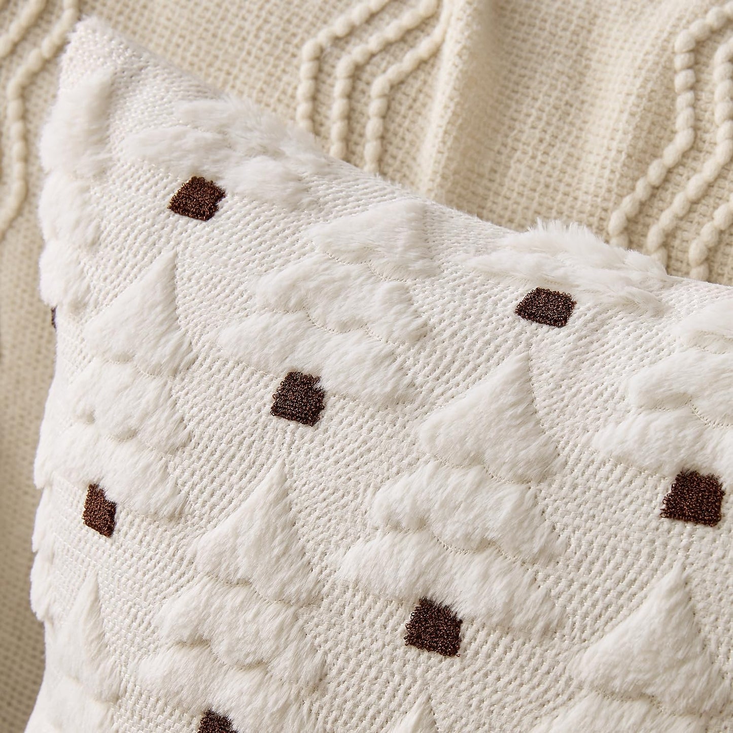 Christmas Tree Decorative Pillow Covers Faux Fur Wool Throw Pillows Soft Plush Cushion Covers Set of 2 Xmas Home Decor Winter Holiday for Sofa Couch Livingroom Bed 18X18 Inch Cream