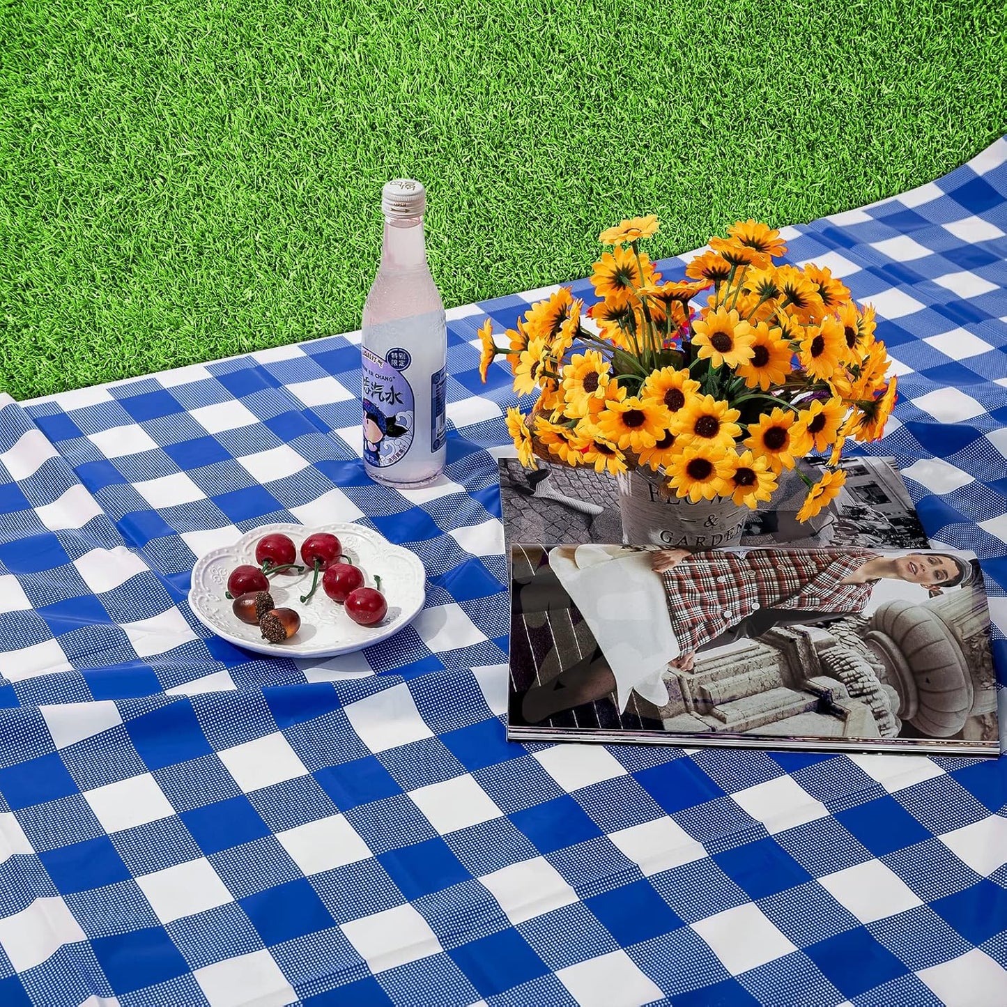 3 Packs White and Blue Gingham Table Cloths 54 X 108 Inches Disposable Plastic Checkered Tablecloths Waterproof Rectangle Picnic Party Tablecovers for Birthday Party Dining Table Kitchens