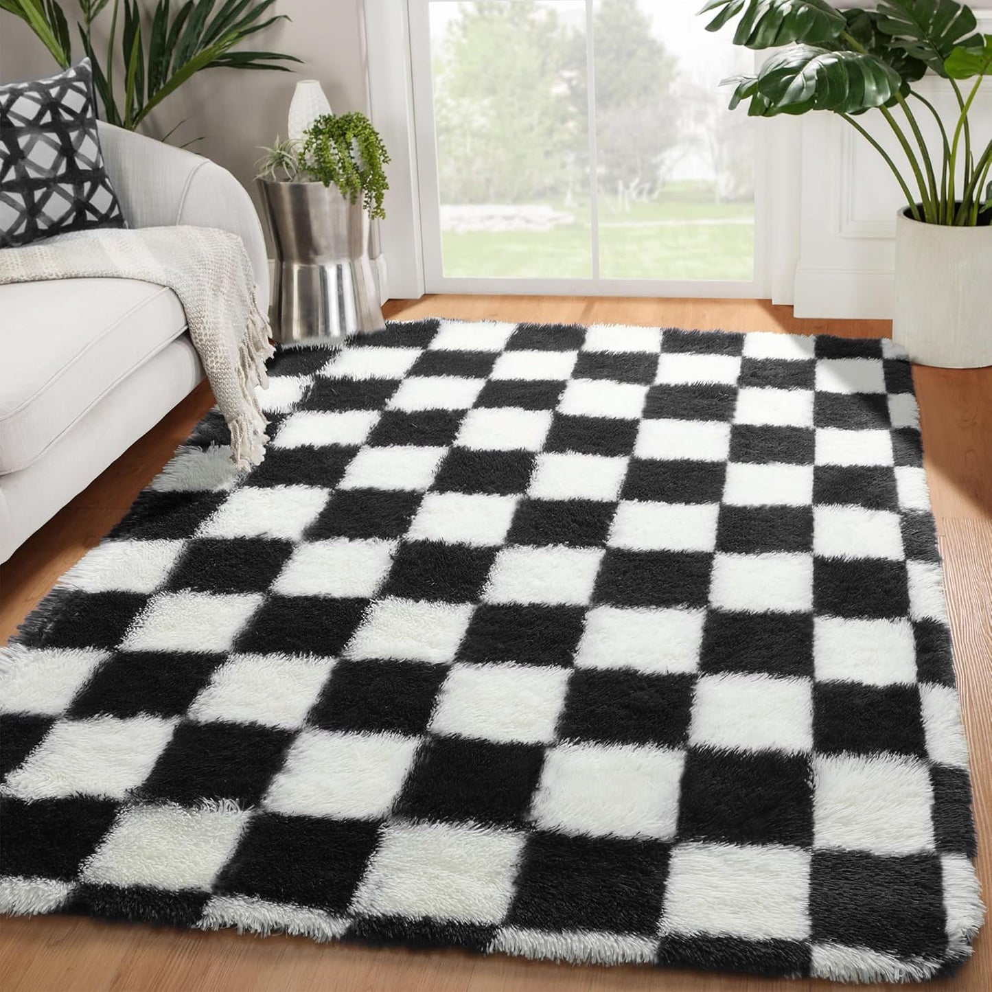 Black and White Checkered Fluffy Area Rug, 4x6 Soft Shag Carpet for Bedroom and Living Room, Plush Indoor Floor Decor for Kids and Teens