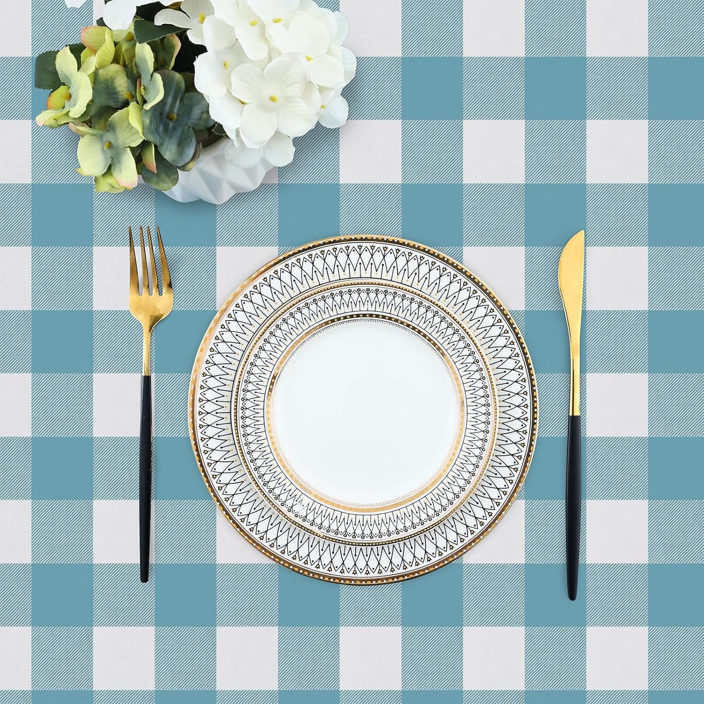 Rectangle Waterproof Vinyl Table Cloth, Buffalo Flannel Backed Tablecloth, Wipeable Plastic Table Cover for Dinner, Kitchen, Outdoor (60" X 84", Aquamarine and White)