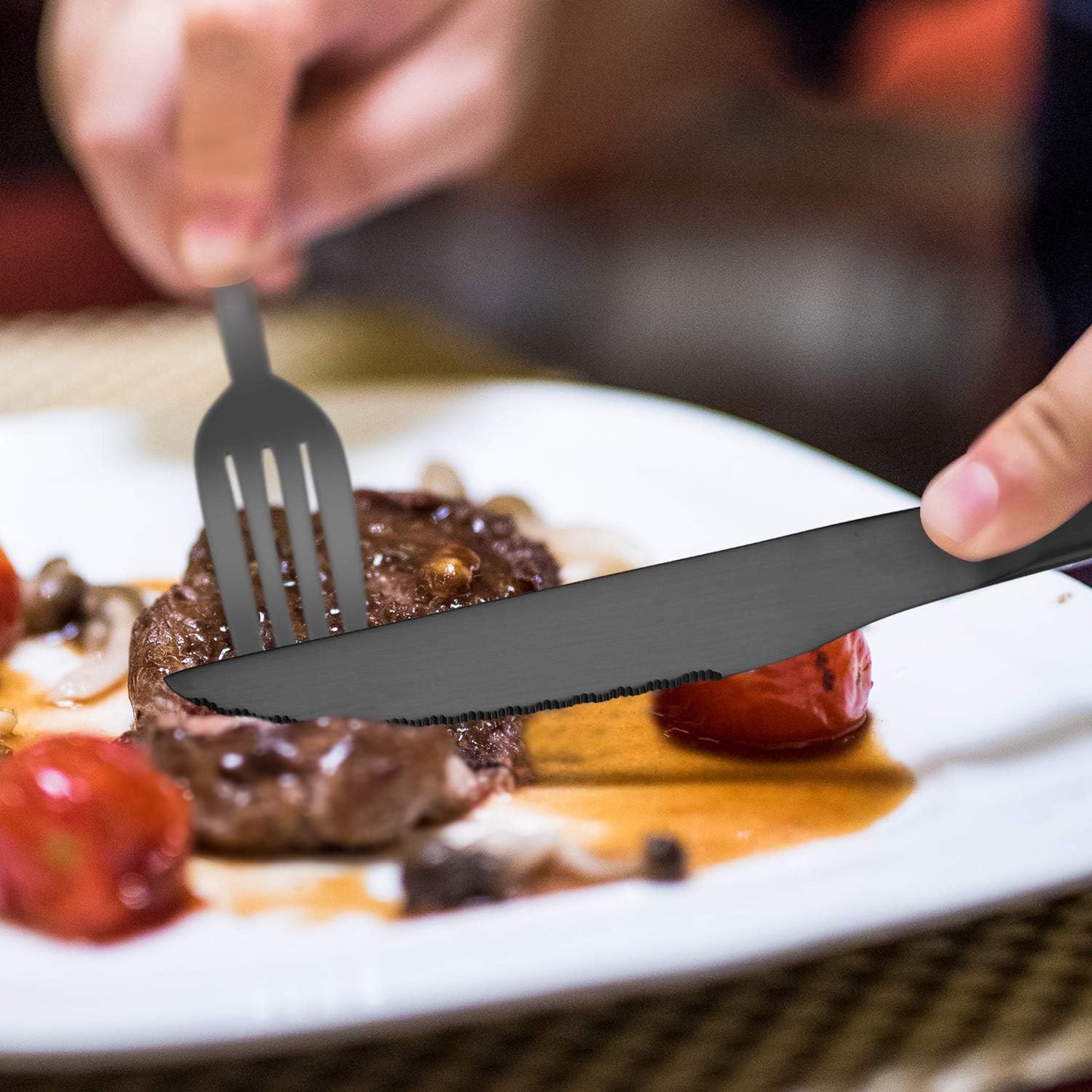 SHARECOKK Steak Knives Set of 4 - Stainless Steel Serrated Steak Knives, Kitchen Steak Knife Set, Dishwasher Safe