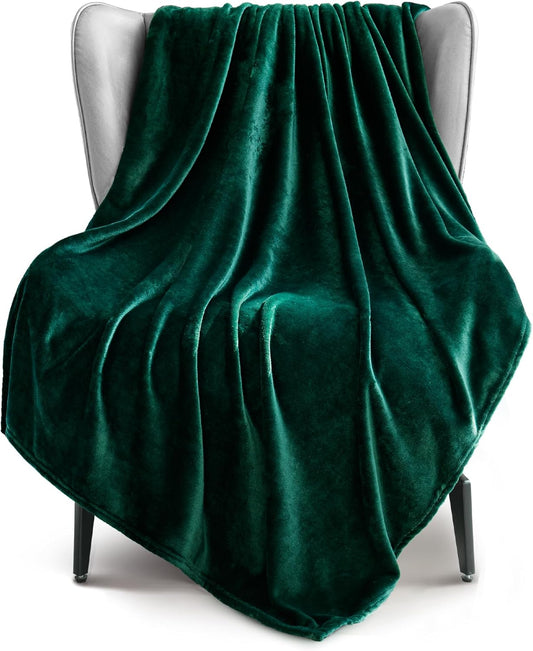 Extra Large Forest Green Fleece Throw Blanket - 300GSM Super Soft and Warm, Cozy and Lightweight for All Season Use, 50x70 Inches