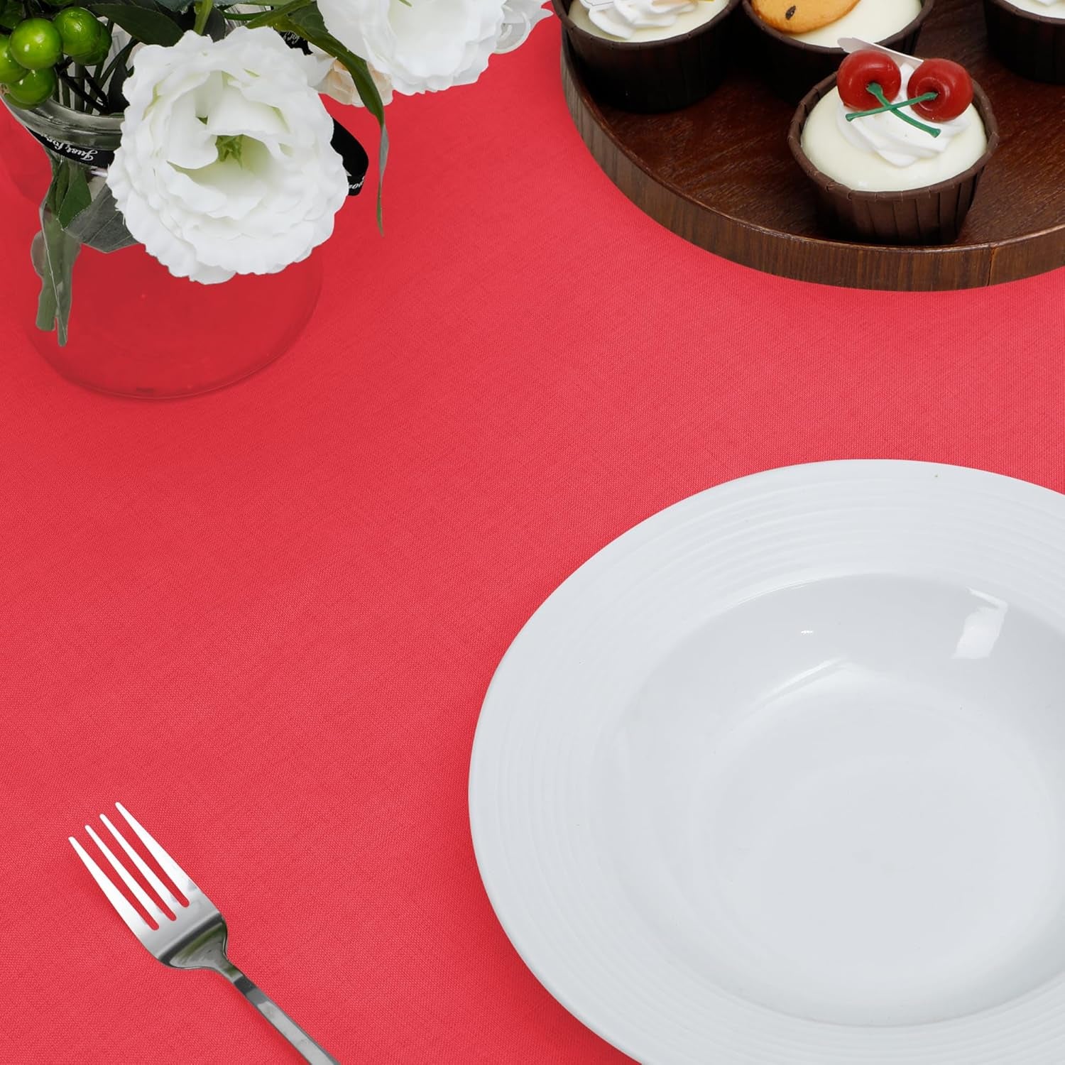 Faux Linen Waterproof Spill-Proof Tablecloth Stain Resistant round Table Cloth Wrinkle Free Decorative Fabric for Kitchen, Dining, Party, Weddings, Restaurants (70 In-Round, Red)