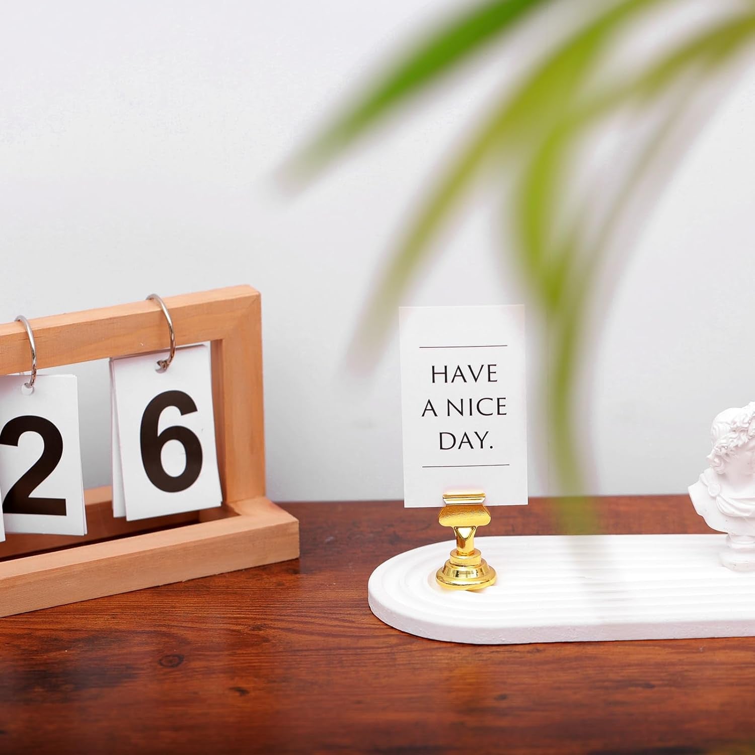 16 Pieces Table Card Holder Place Card Holders 1.7 Inches Gold Steel Card Holders for Photos, Food Signs, Memo Notes, Weddings, Restaurants, Birthdays. (Gold)