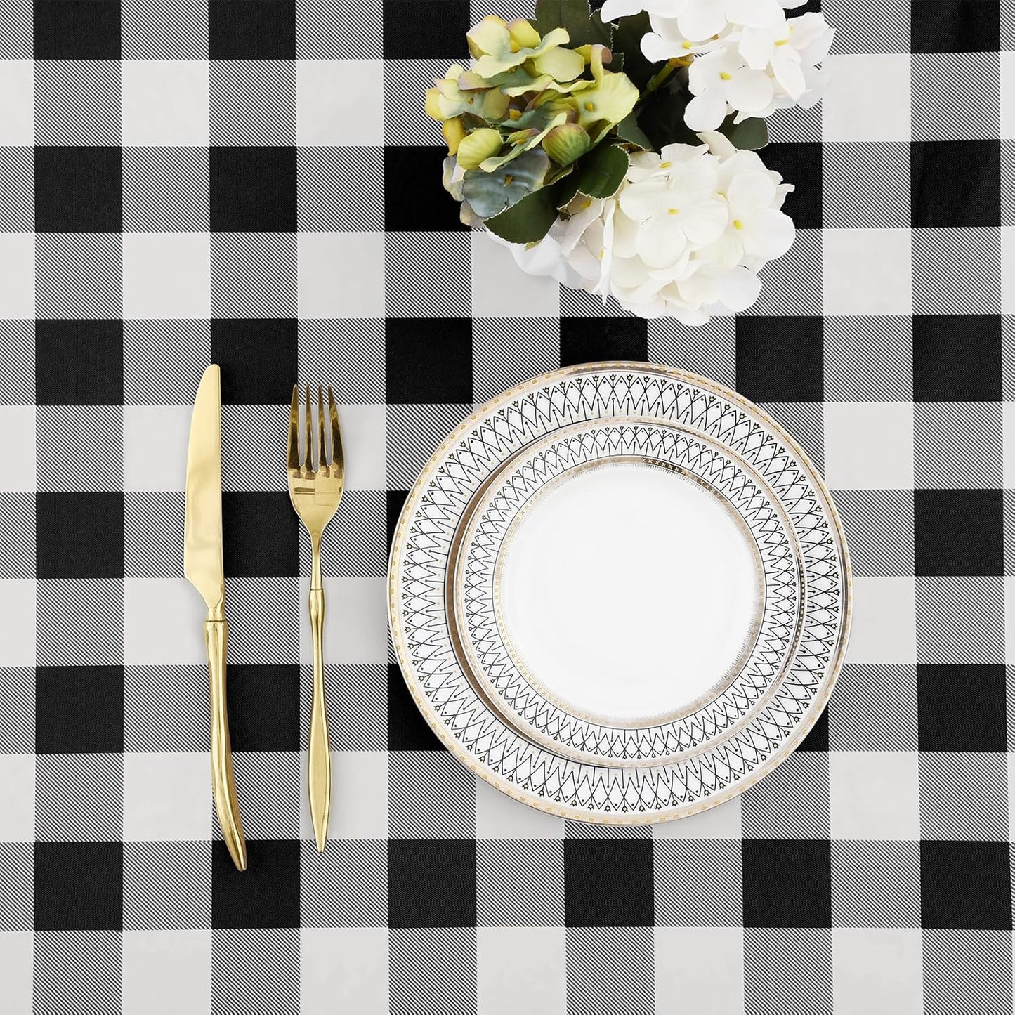 Buffalo Rectangle Picnic Tablecloth, 6 Foot Elastic Fitted Vinyl Table Cloth with Flannel Backing, Waterproof Plaid Table Covers for Dining, Camping, Outdoor (Black and White, 30" X 72")