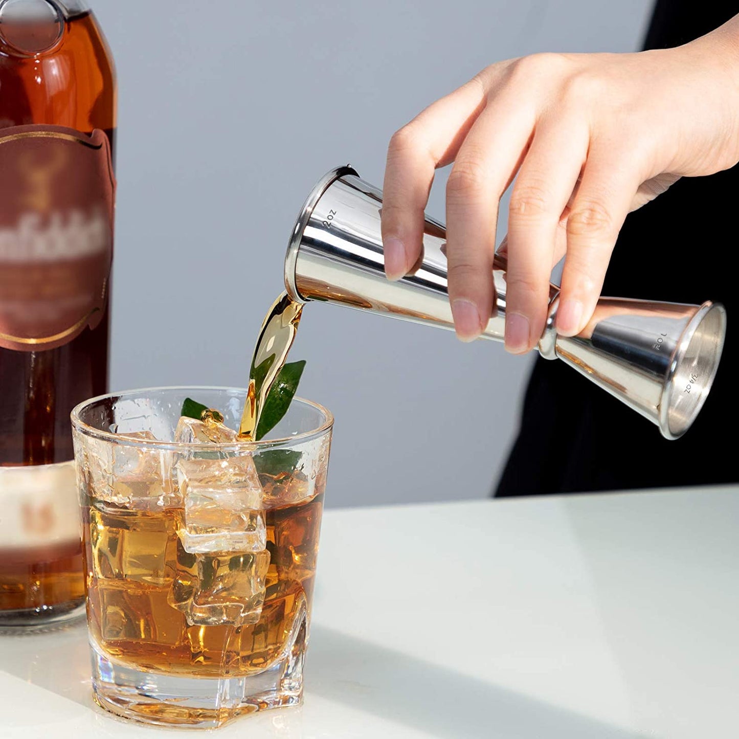 Premium 304 Stainless Steel Double Cocktail Jigger with Internal Measurements - 2 OZ & 1 OZ Capacity for Professional Bartending