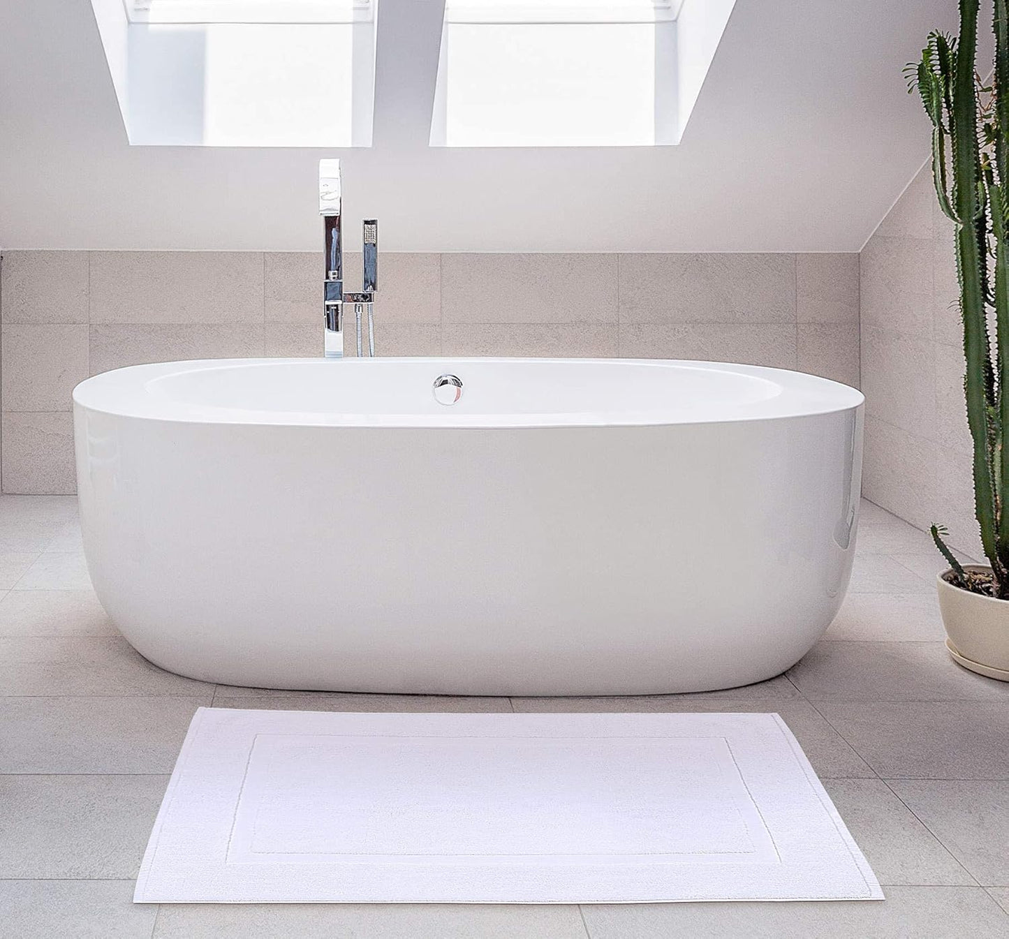 Cotton Banded Rug, Bath Mats, Not a Bathroom Rug, 21 by 34 Inches, 100% Ring Spun Cotton, Highly Absorbent Shower Bathroom Floor Mat, White, 2 Pack