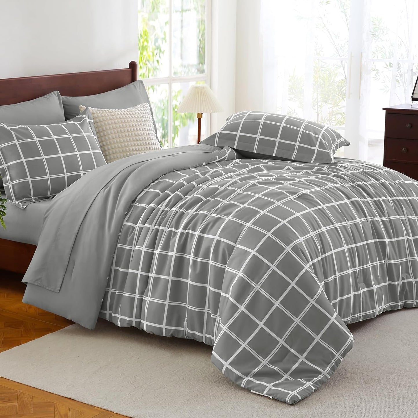 Queen Comforter Set with Sheets - 7 Pieces Plaid Bed in a Bag Set Grey, Soft Queen Bedding Sets Bed Set with All Season Quilted Comforter, Flat Sheet, Fitted Sheet, Pillowcases & Pillow Shams