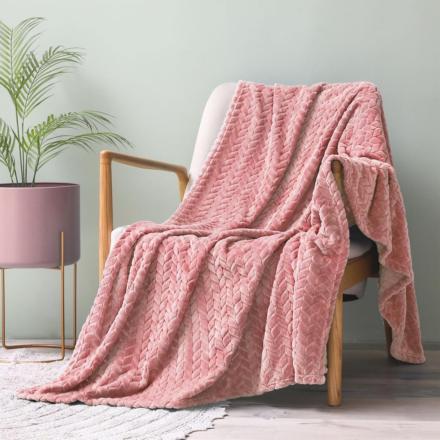 Pink Fleece Throw Blanket - 50x70 Inches Soft Jacquard Flannel, Lightweight Plush Warmth for Couch and Bed, Ideal for All Seasons