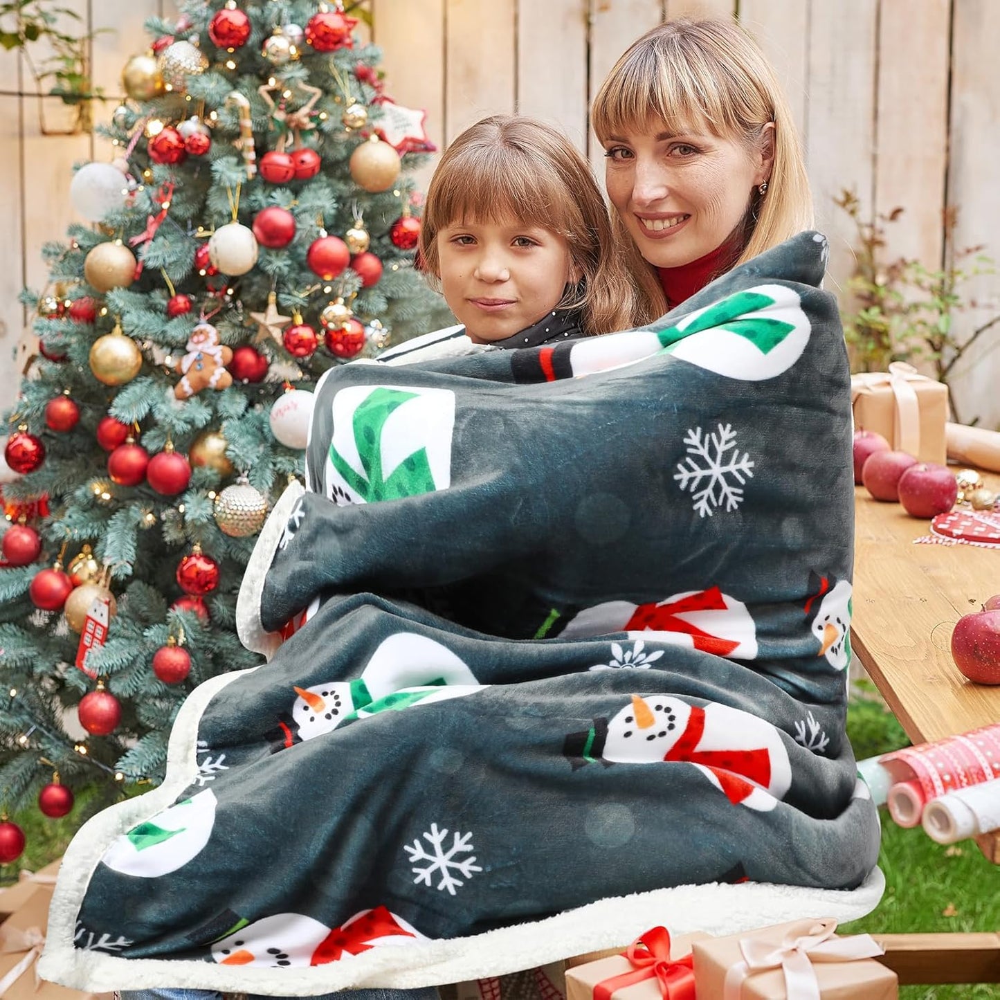 Snowman Christmas Throw Blankets,50" X 60" Winter Holiday Sherpa Fleece Blanket, Snowflake Flannel Blanket for Winter and Xmas Holiday Bedroom, Couch Decorations