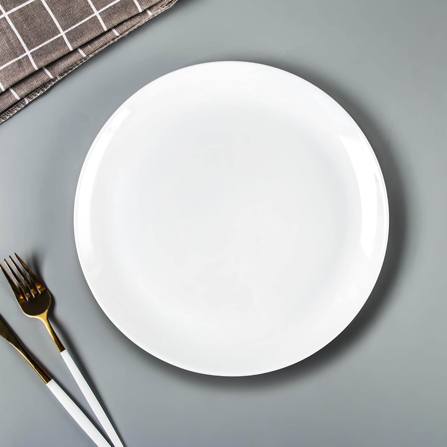 Set of 8 Tempered Glass Dinner Plates, 10.5-Inch Round, Microwave and Dishwasher Safe